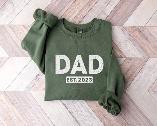 Personalized Fathers Day Dad est Sweatshirt, Gift for Dad, Custom Fathers Day Sweatshirt, Vintage Daddy Sweatshirt